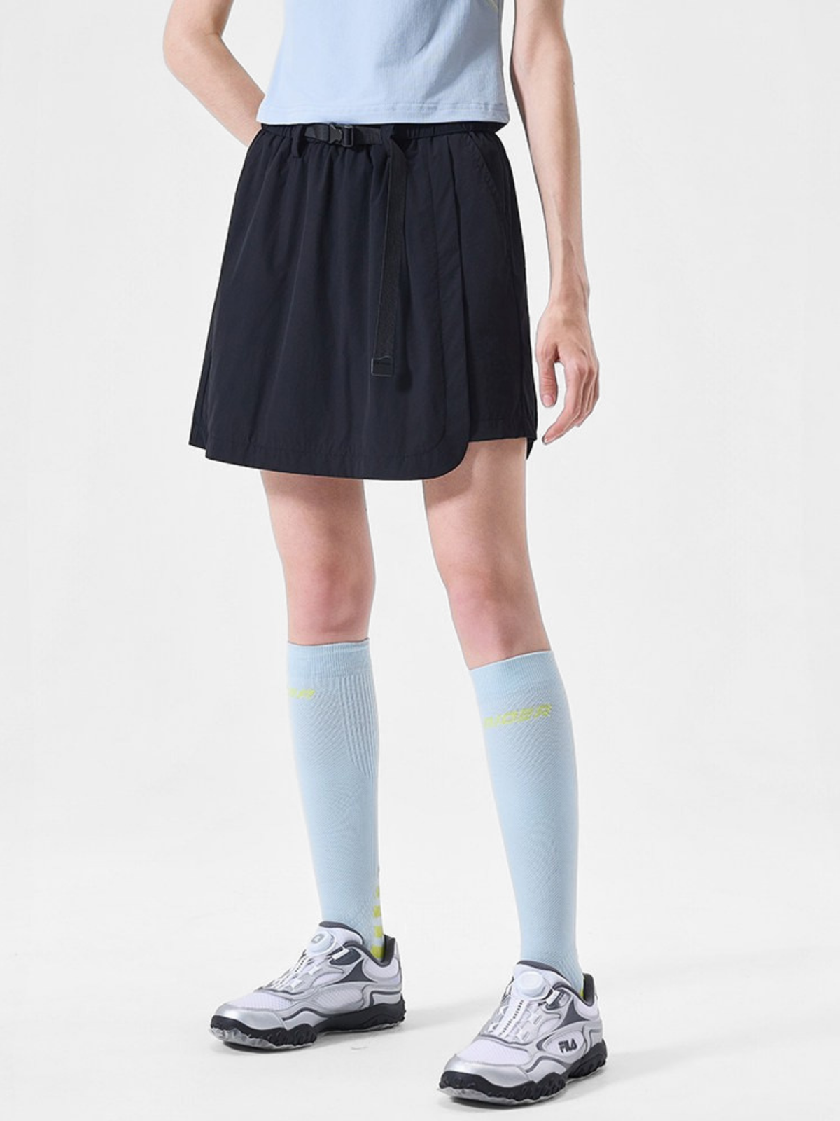 CampTent – Wasserabweisender, kühlender Sonnenschutz-Skort für Damen