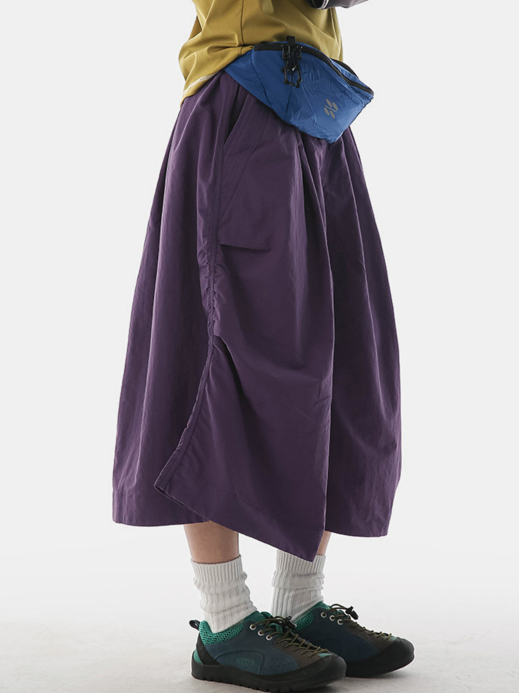 Clifftide – Wasserabweisender, schnell trocknender Midi-Rock aus Knitterstoff für Damen
