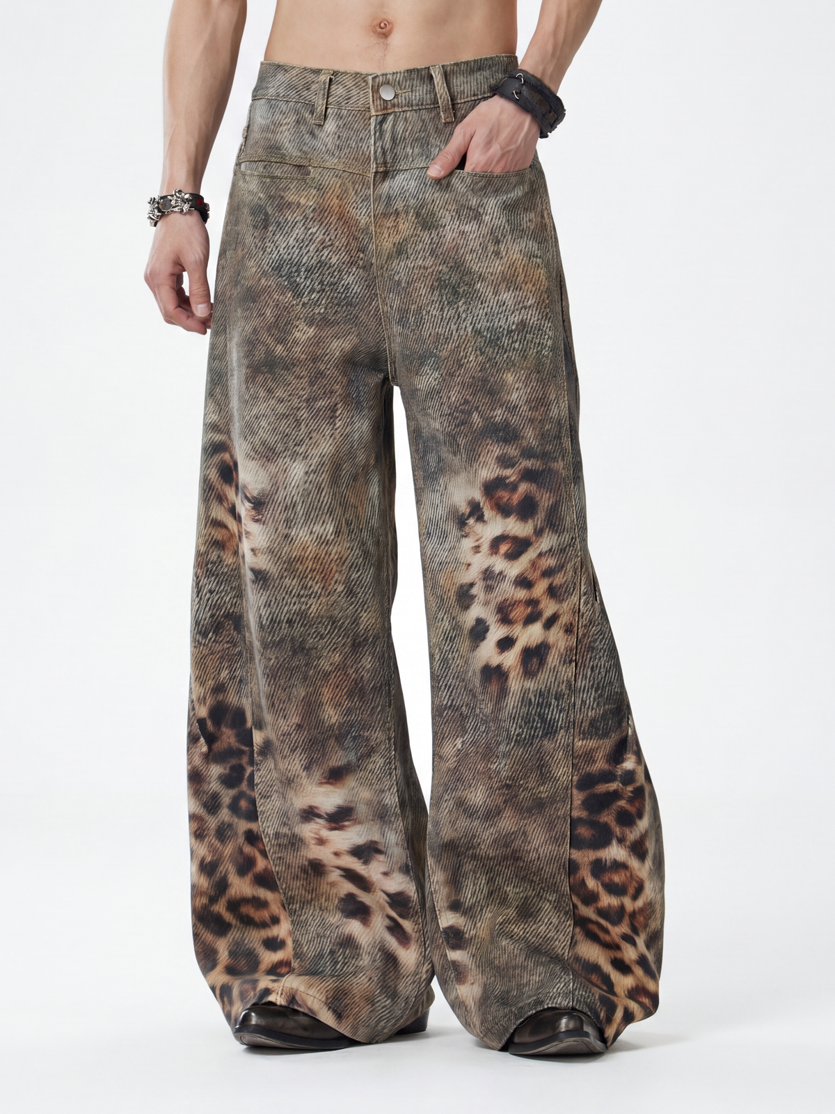 BeltSkip – Unisex 3D-gedruckte Distressed-Hose im Leopard-Design mit geschwungenem Beinverlauf