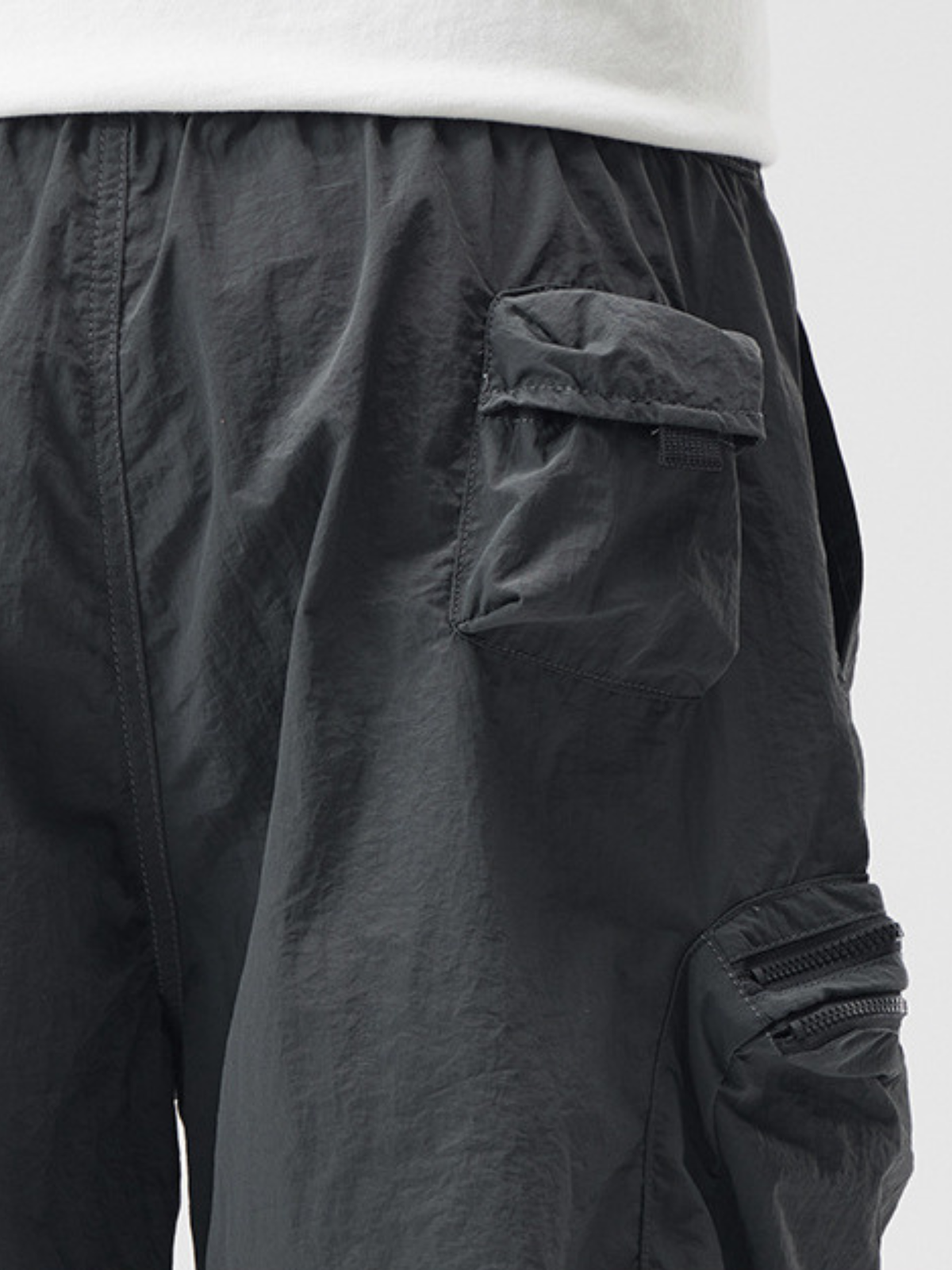 AlpineCrag – Atmungsaktive, knitterfreie Cargo-Shorts für Herren