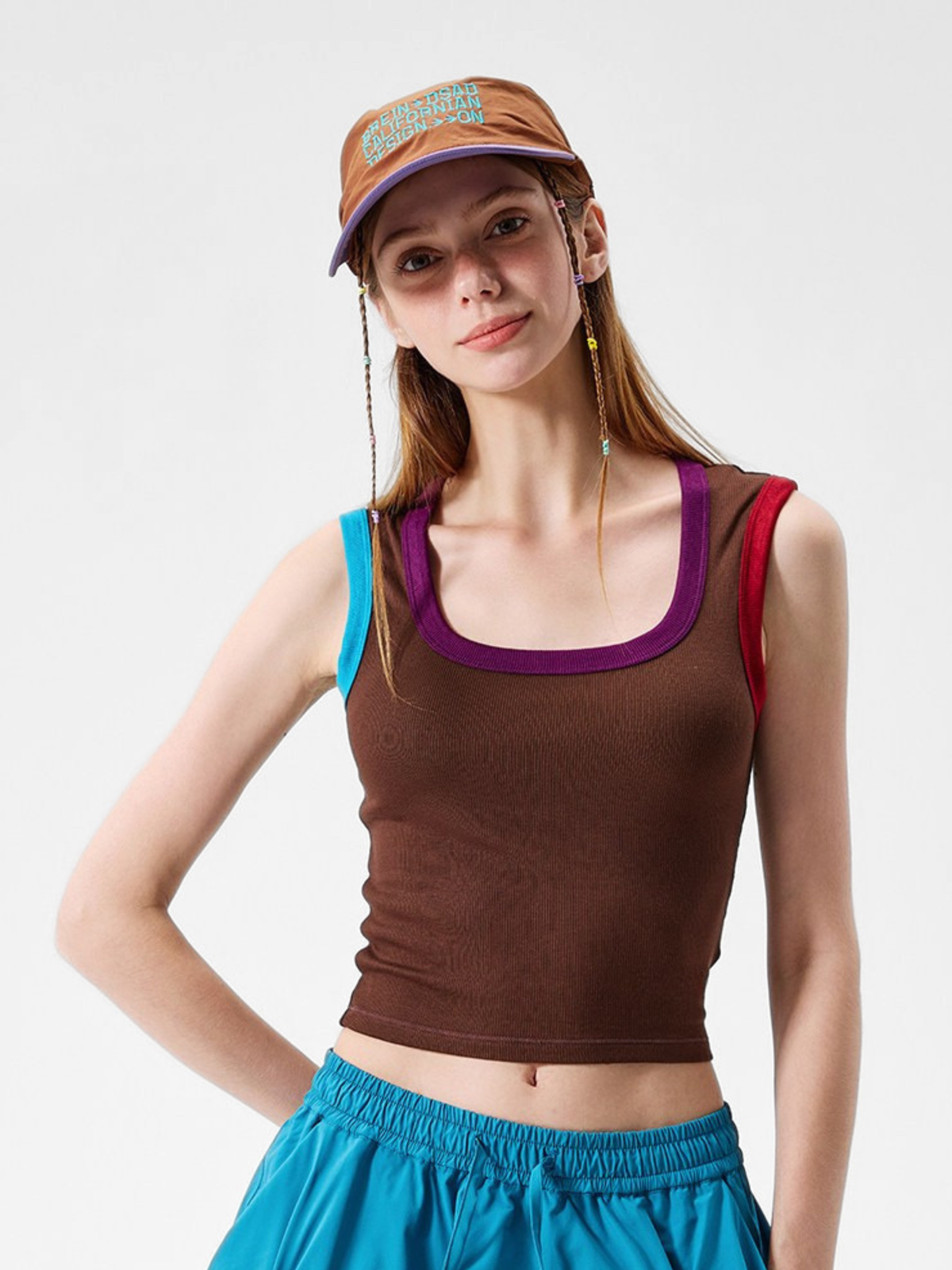 Reverb – Schnelltrocknendes, atmungsaktives Sport-Top für Damen in schmaler Passform
