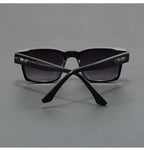 Colorblock-Sonnenbrille mit eckigem Rahmen und polarisierten Gläsern im Retro-Stil