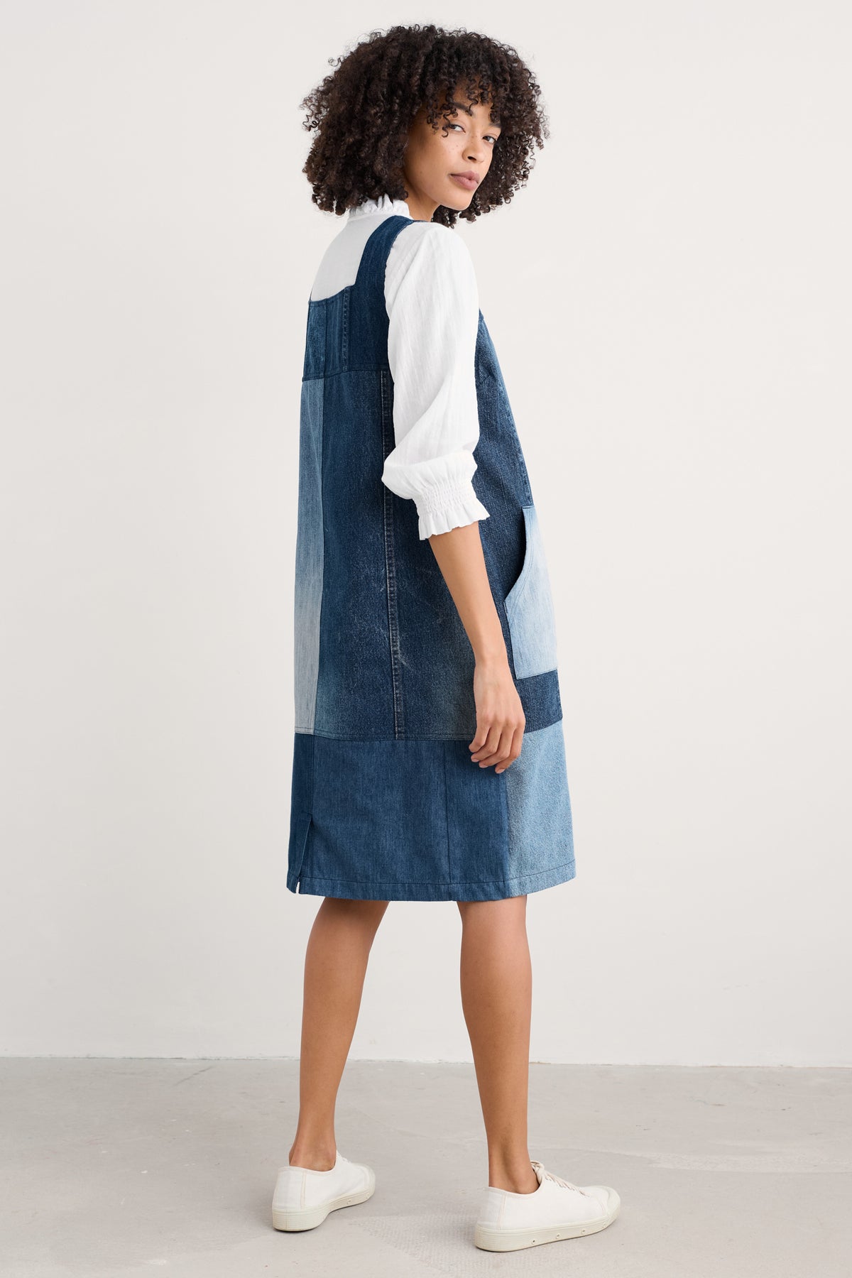 Beyond Retro Calican Latzkleid