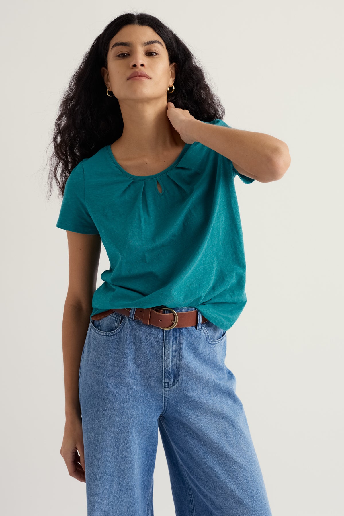 Appletree Keyhole Detail T-Shirt