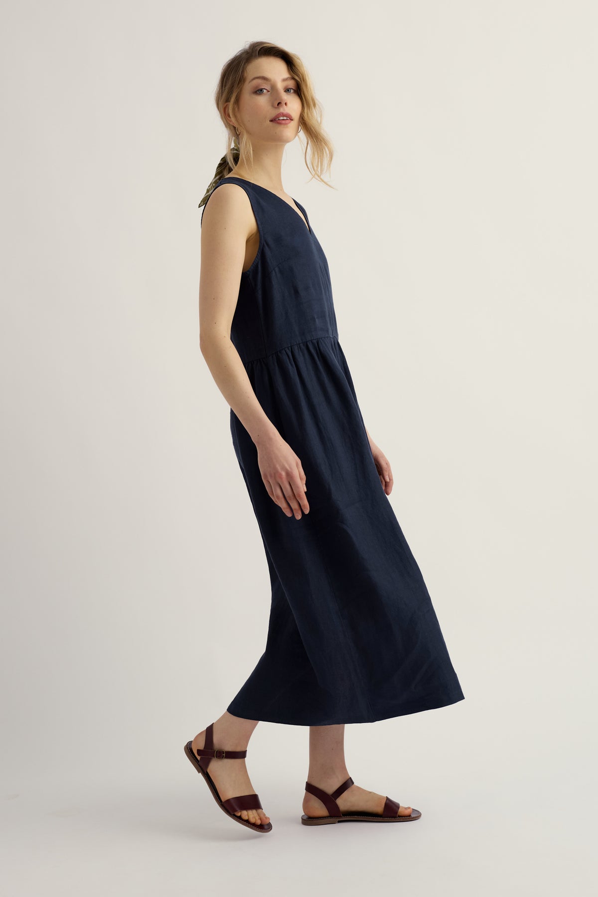 Ärmelloses Leinenkleid „Lowland Heather“